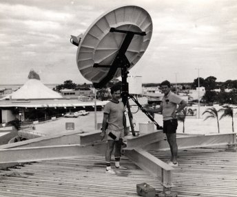 SDS 1.8 metre dish