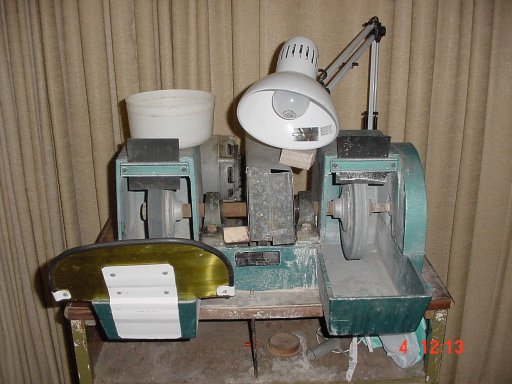 Grinding  and polishing equipment 